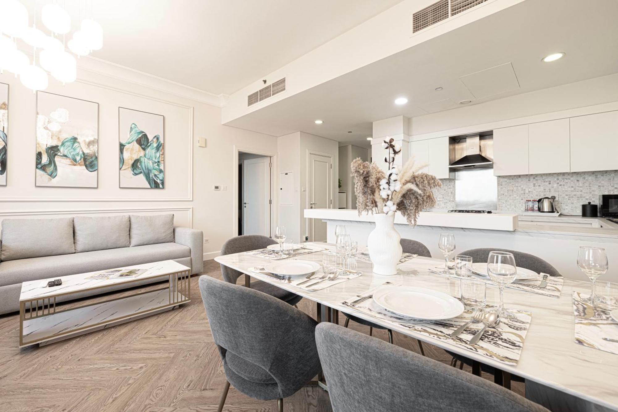 Apartment Damac Maison Mall Street! 2 Bedroom Upgraded Apartment! Dubai